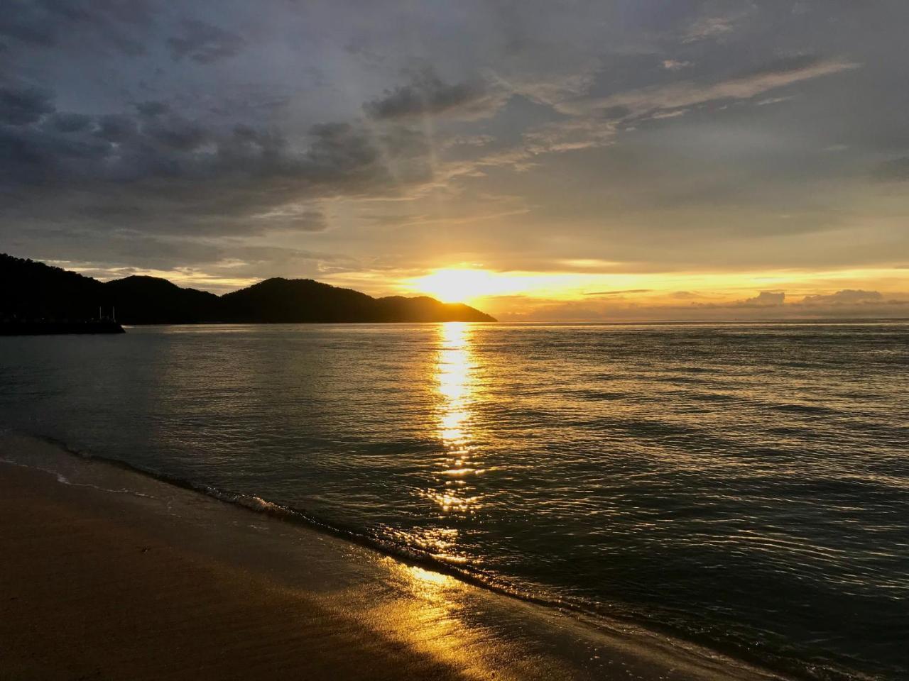 By The Sea Beach Baby Batu Feringgi Luaran gambar